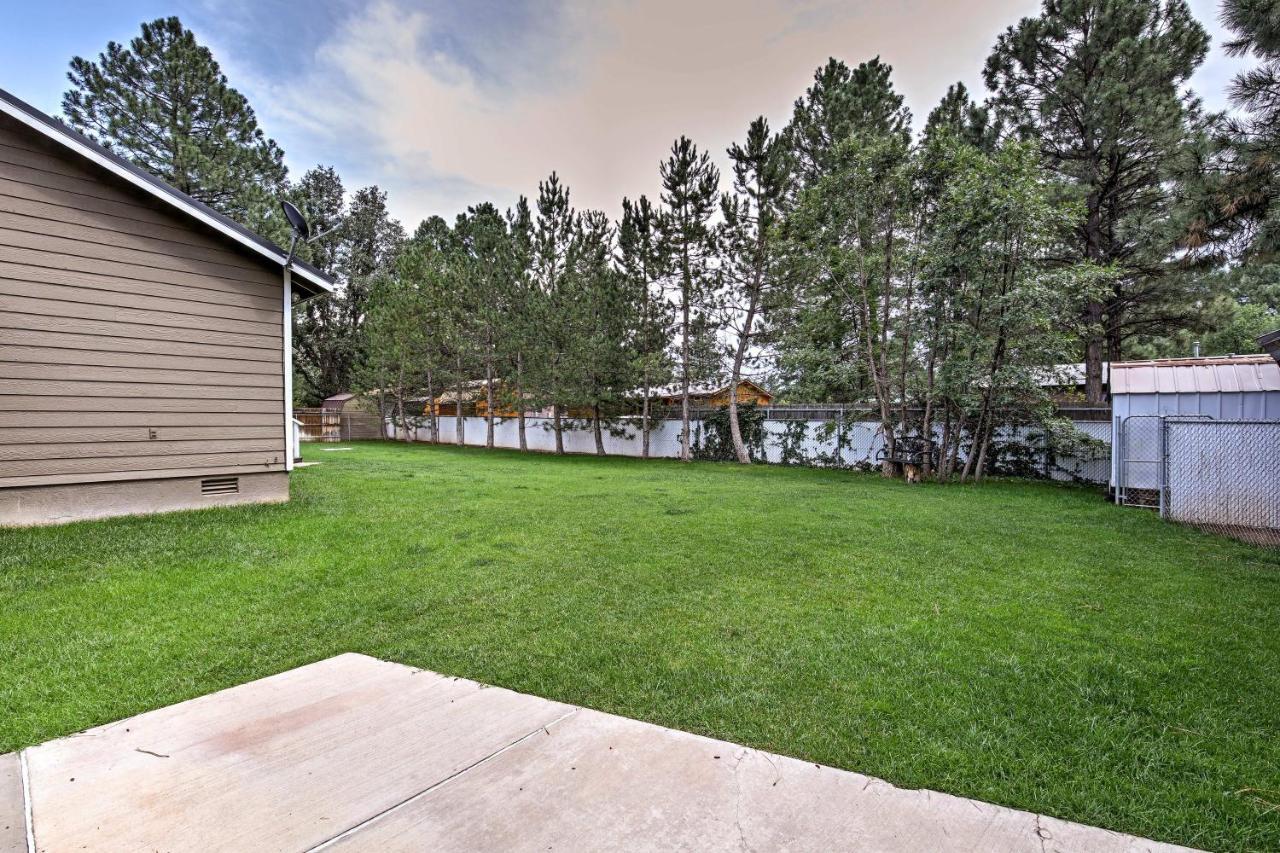 Lakeside Home With Game Room, Yard, Deck And Fireplace Pinetop-Lakeside Eksteriør billede